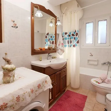 Apartment Artemis Superb 2 Bedroom 700 M Away From The *
