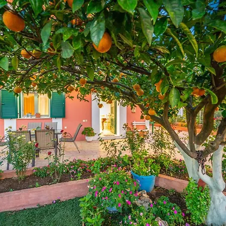 Apartamento Artemis Superb 2 Bedroom 700 M Away From The Minia